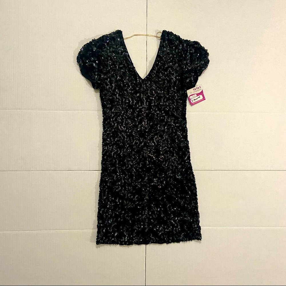 NWT - Bodycon Black Mini Sequin Dress